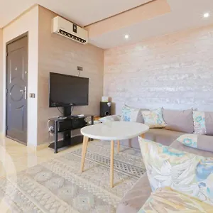 Des Lilas Dar Salam Chez Madame Assyl Avec 3 Piscines Appartement